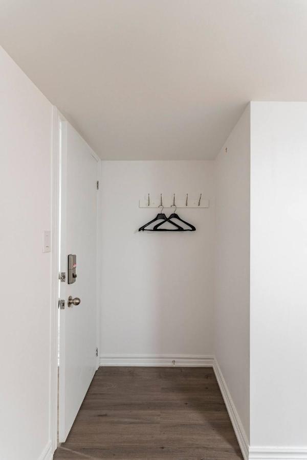Simple & Tidy Private Rooms Τορόντο Εξωτερικό φωτογραφία