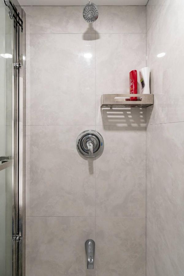 Simple & Tidy Private Rooms Τορόντο Εξωτερικό φωτογραφία
