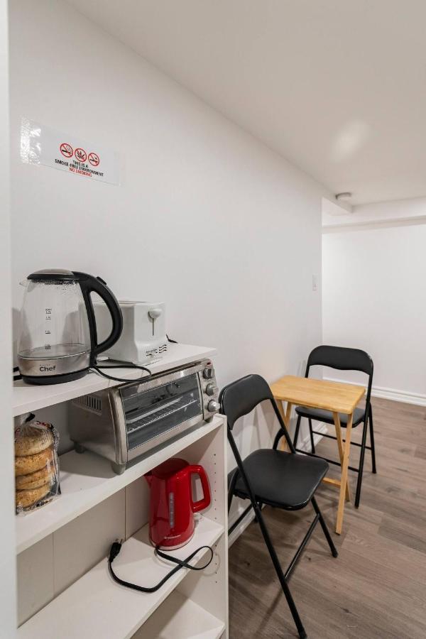 Simple & Tidy Private Rooms Τορόντο Εξωτερικό φωτογραφία