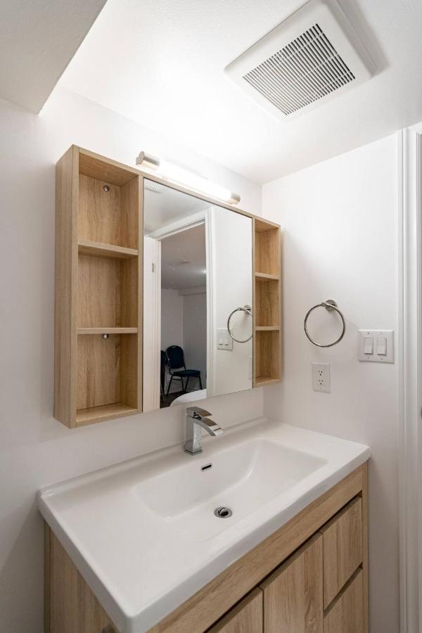 Simple & Tidy Private Rooms Τορόντο Εξωτερικό φωτογραφία