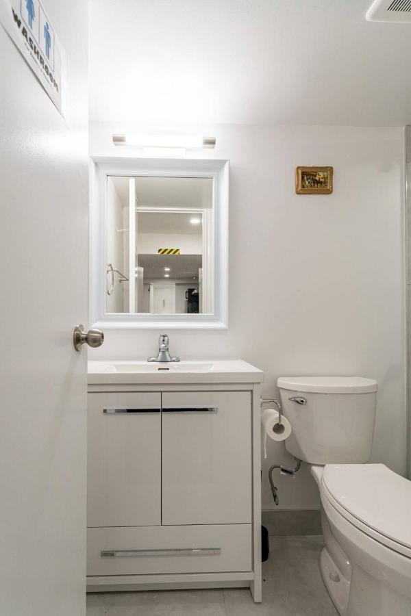 Simple & Tidy Private Rooms Τορόντο Εξωτερικό φωτογραφία