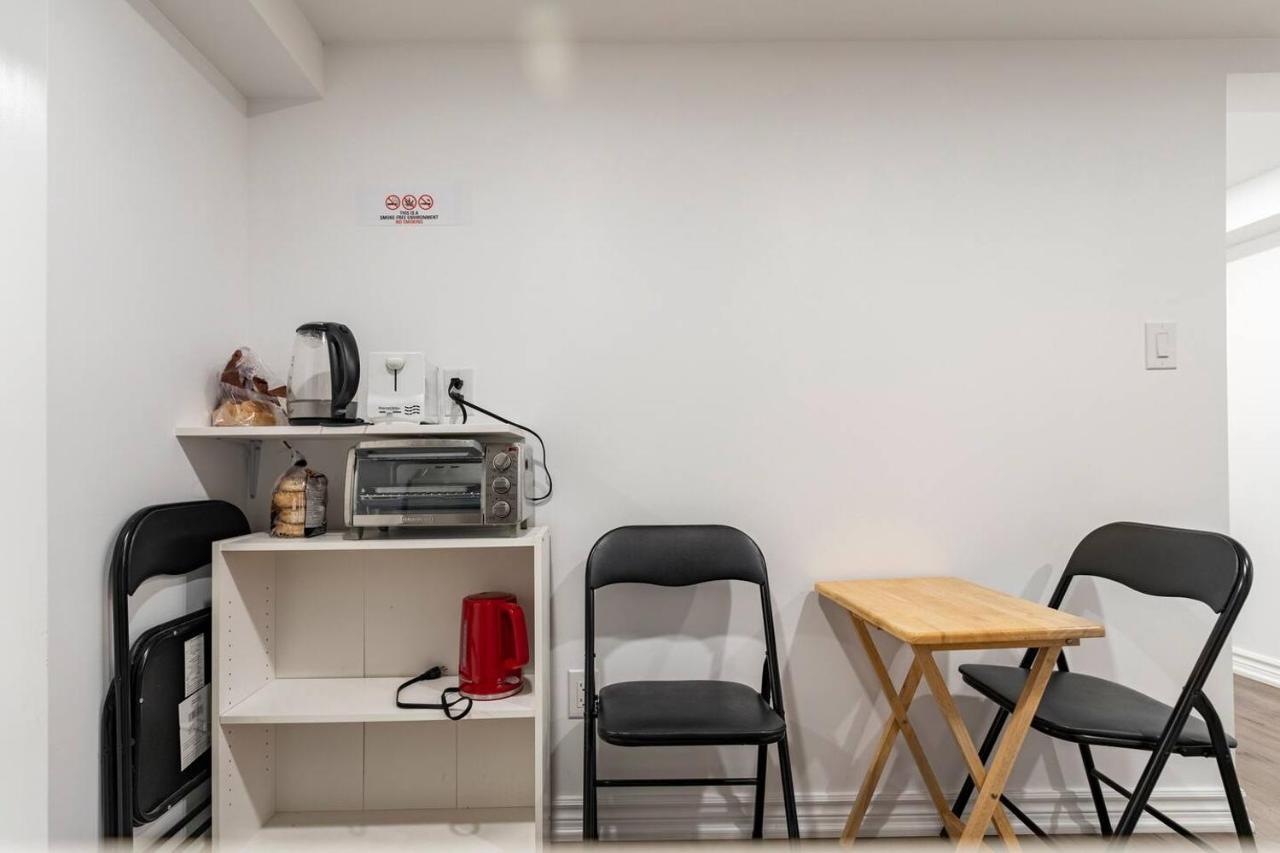 Simple & Tidy Private Rooms Τορόντο Εξωτερικό φωτογραφία